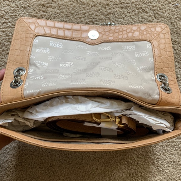 Michael Kors handbag - Picture 3 of 4